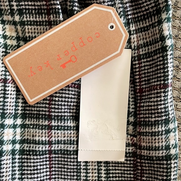 Copper Key plaid skirt (sz l) - Picture 3 of 9